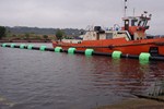 rurociag na wodzie gotowy do polaczenia z jednostka plywajaca barka refulerem poglebiarka DN 315 500 mm
